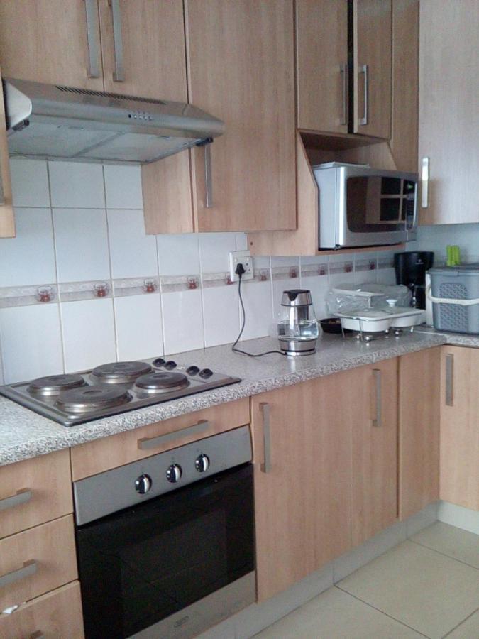 Tlelakufuma Guest House Johannesburg Luaran gambar
